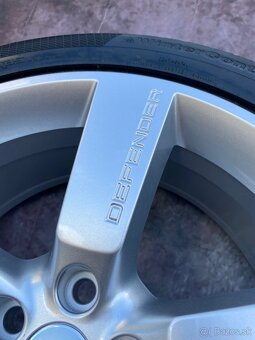 Nová zimní sada Alu Land Rover Defender 275/45R22 - 4