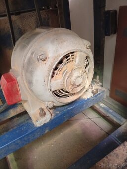 Cirkulár a Pásová píla - 4