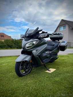 Suzuki Burgman 650 - 4