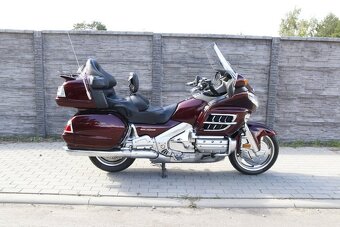 Honda GL 1800 - 4