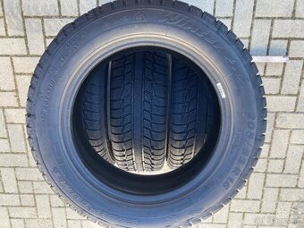 Predám nové zimné gumy 205/55 R16 protektor, zaruka 2 roky - 4