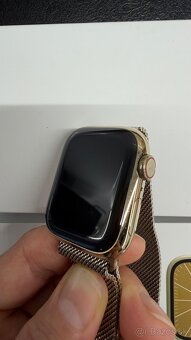 AppleWatch series 9 Gold 41mm - 4