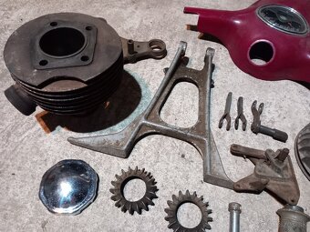 Jawa 250 perák, kývačka, panelka - 4