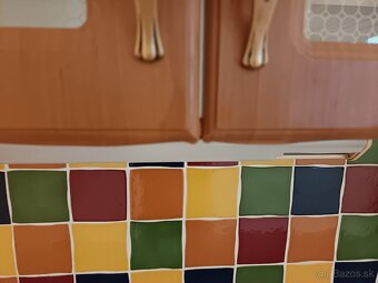 Kuchynská linka - 4