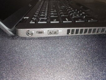 DELL Latitude 5400 - 4