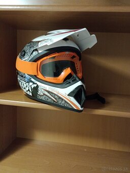 Predám prilbu,helmu - 4