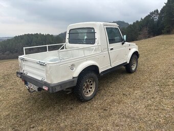 Suzuki Samurai Long - 4