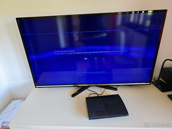 50" JVC LT-50V750 - 4