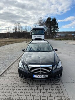 Mercedes benz - 4
