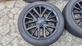 5x114,3 R17 --- TOYOTA COROLLA - 4