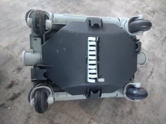 Predám bazénový vysávač Intex - 4