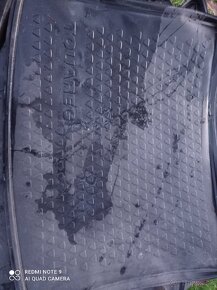 Gumené vaničky do kufra - 4