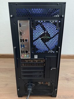 PREDÁM HERNÝ PC - I5 13400F,RTX 3070 8GB,16GB DDR4,SSD,HDD - 4