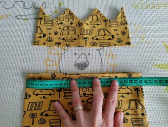 Korunková čelenka s nákrčníkom - 4