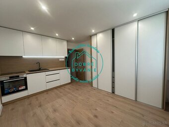 Exkluzívna zariadená garsónka v centre mesta NZ - 4