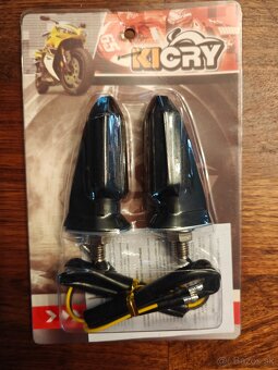 Predám 2x 2ks smerovky na motorku - 4