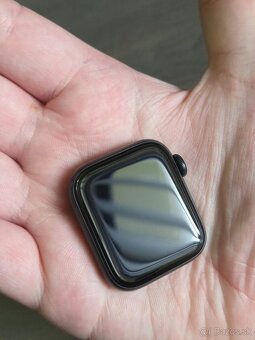 Apple Watch SE 2 - 40mm - 4