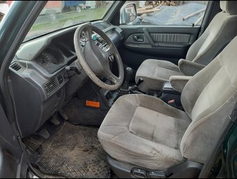 Mitsubishi pajero 2 - 4