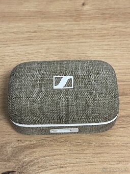 Slúchadlá Sennheiser Momentum True Wireless 3 biele - 4
