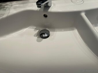 Dvojité umývadlo zo všetkým na fotke - 4