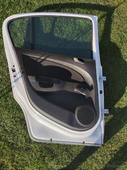 Dvere na Opel Corsa D - info v texte - 4