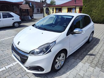 Peugeot 208 1.2 benzín - 4