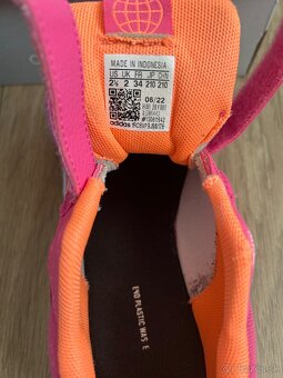 Ružové tenisky Adidas, veľ.34 - 4
