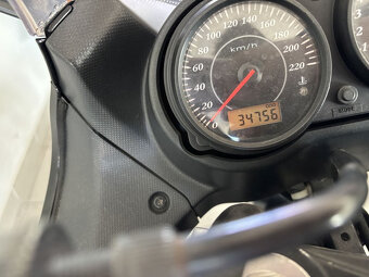 Kawasaki ER6F - 4