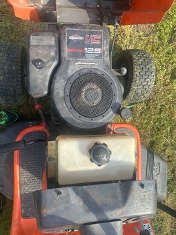 Traktorova kosacka Husqvarna - 4
