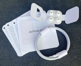 AirPods Pro + záruka - 4