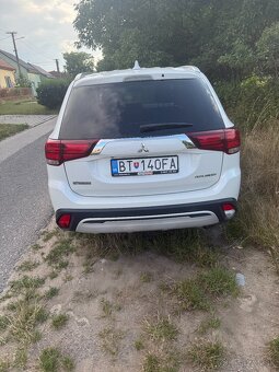 Mitsubishi Outlander 2.0 MIVEC Intense CVT - 4