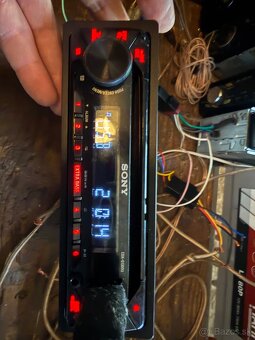 Kenwood DPX3000U  SONY CDX-G1300U Pioneer DEH-3200UB - 4