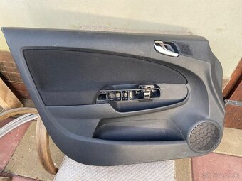 Opel Corsa D 2009 rozpredam - 4