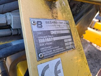 Radličkový kyprič Bednar Fenix FO 4000 - 4