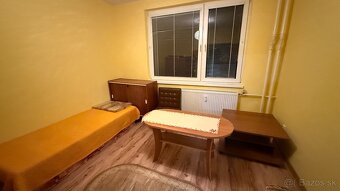 Ponúkam Vám na predaj 3 izbový byt s loggiou na Pereckej ul. - 4