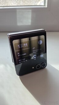 Samsung Z Flip 5 8/256 GB - 4