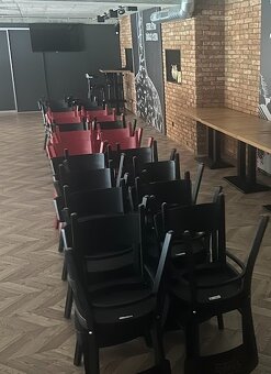 Stoličky TON / čierna alebo červená - 4