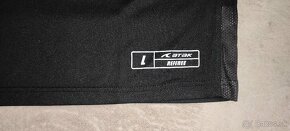 Dres rozhodca Adidas, Atack - 4