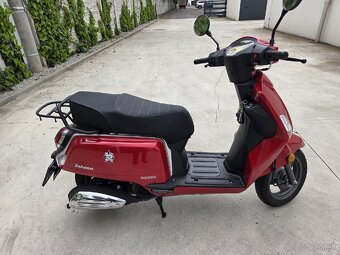 Skúter Keway 125 - 4