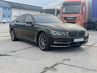 BMW Rad 7 750Li xDrive A/T - 4