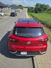 MG ZS EV elektro v záruke s odpočtom DPH - 4