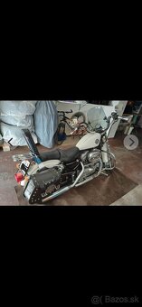Harley-Davidson - 4