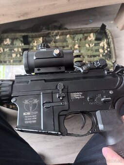 Airsoft zbran m4a16 - 4