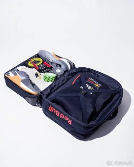Predám nový cestovný kufor Carry On Red Bull Racing X Built - 4