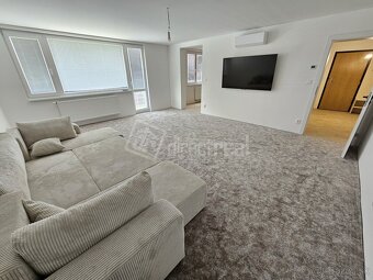 Priestranný, zrekonštruovaný 3 izbový byt 95 m2 plus … - 4