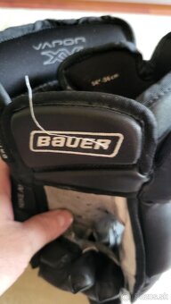 Predam rukavice Bauer XV - 4