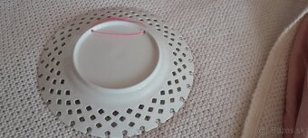 Predám tanier na zavesenie - 4