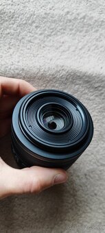 Canon RF 35mm f/1.8 Macro IS STM V ZÁRUKE - 4