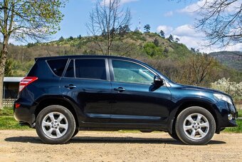 Toyota RAV4 2.2I-4D 4x2 110kW - 4