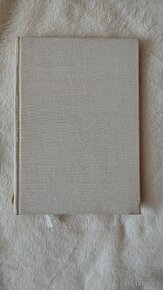 Arnošt Černík-Tajemství sněžného člověka.
- 4